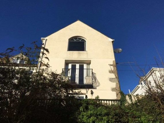 3 bedroom Flat to re...